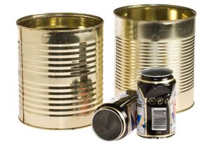 Komprimering af tomme konserves dåser
